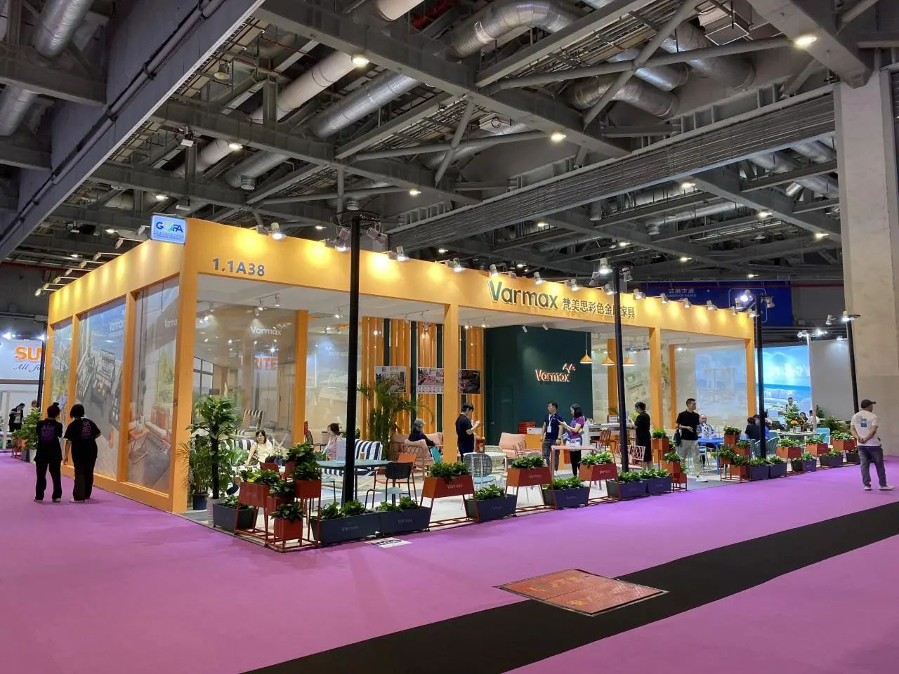 Shanghai Furniture Double Exhibition successfully concluded! Van Messe Beauty space to draw a new ch